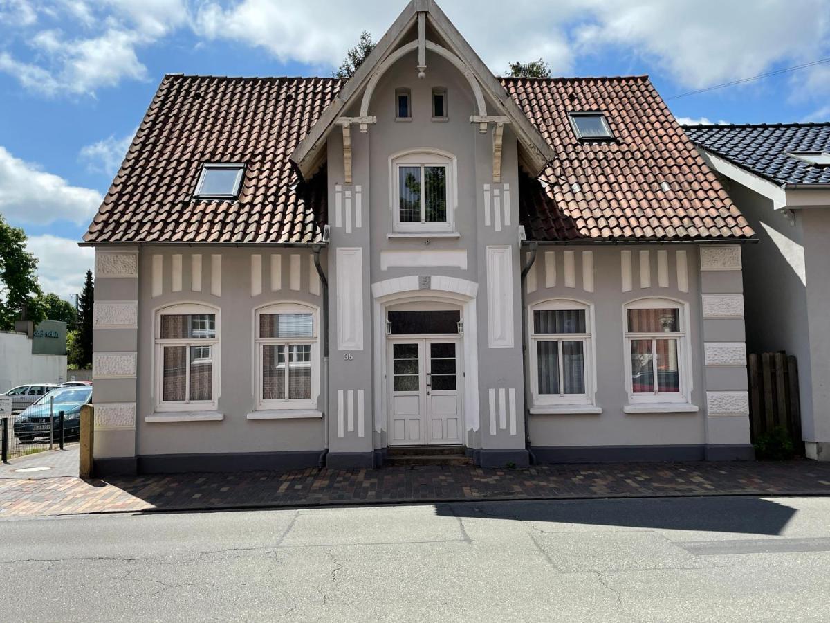 Citygluecknms - Direkt Am Bahnhof Und Einkaufszentrum * Neumünster