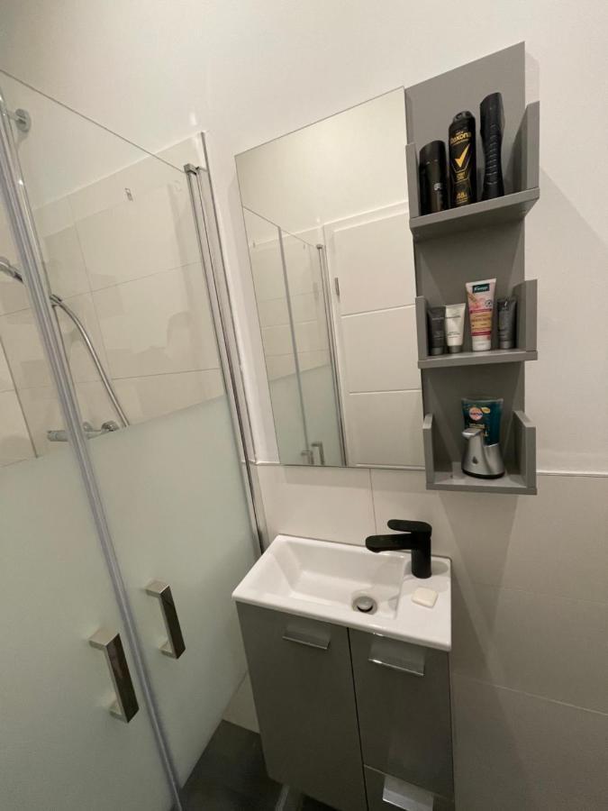 Citygluecknms - Direkt Am Bahnhof Und Einkaufszentrum Guest house